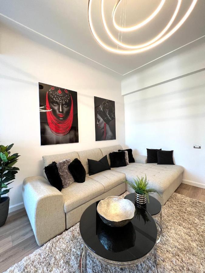 Sky View - Luxury Apartament - Sanador Victoriei Bucarest Exterior foto