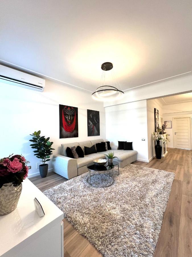 Sky View - Luxury Apartament - Sanador Victoriei Bucarest Exterior foto